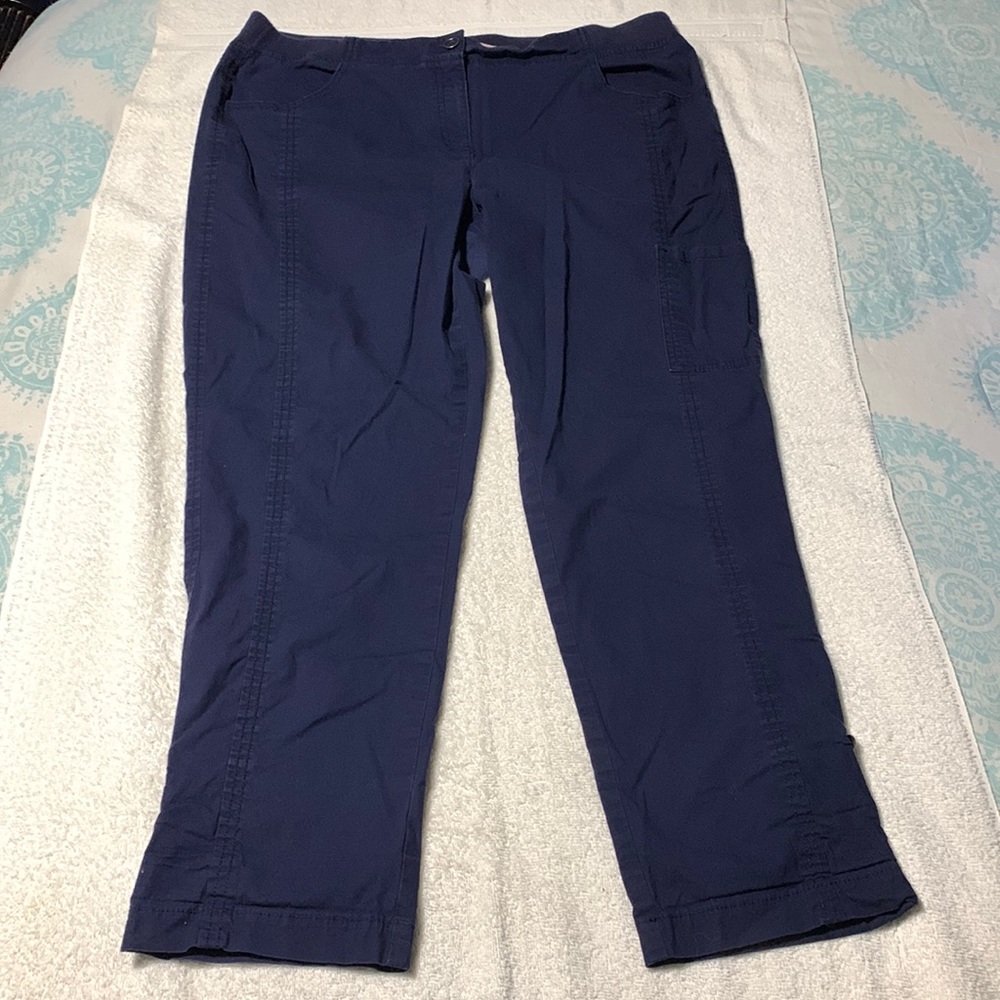Chico’s Convertible Pants, Size 2, Navy